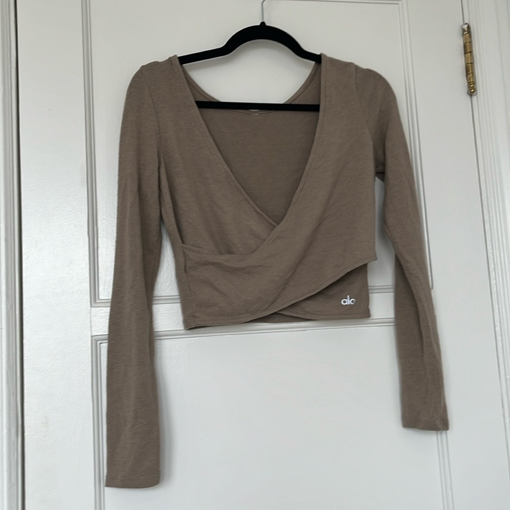 All Yoga Cozy long sleeve tan crop top - Medium